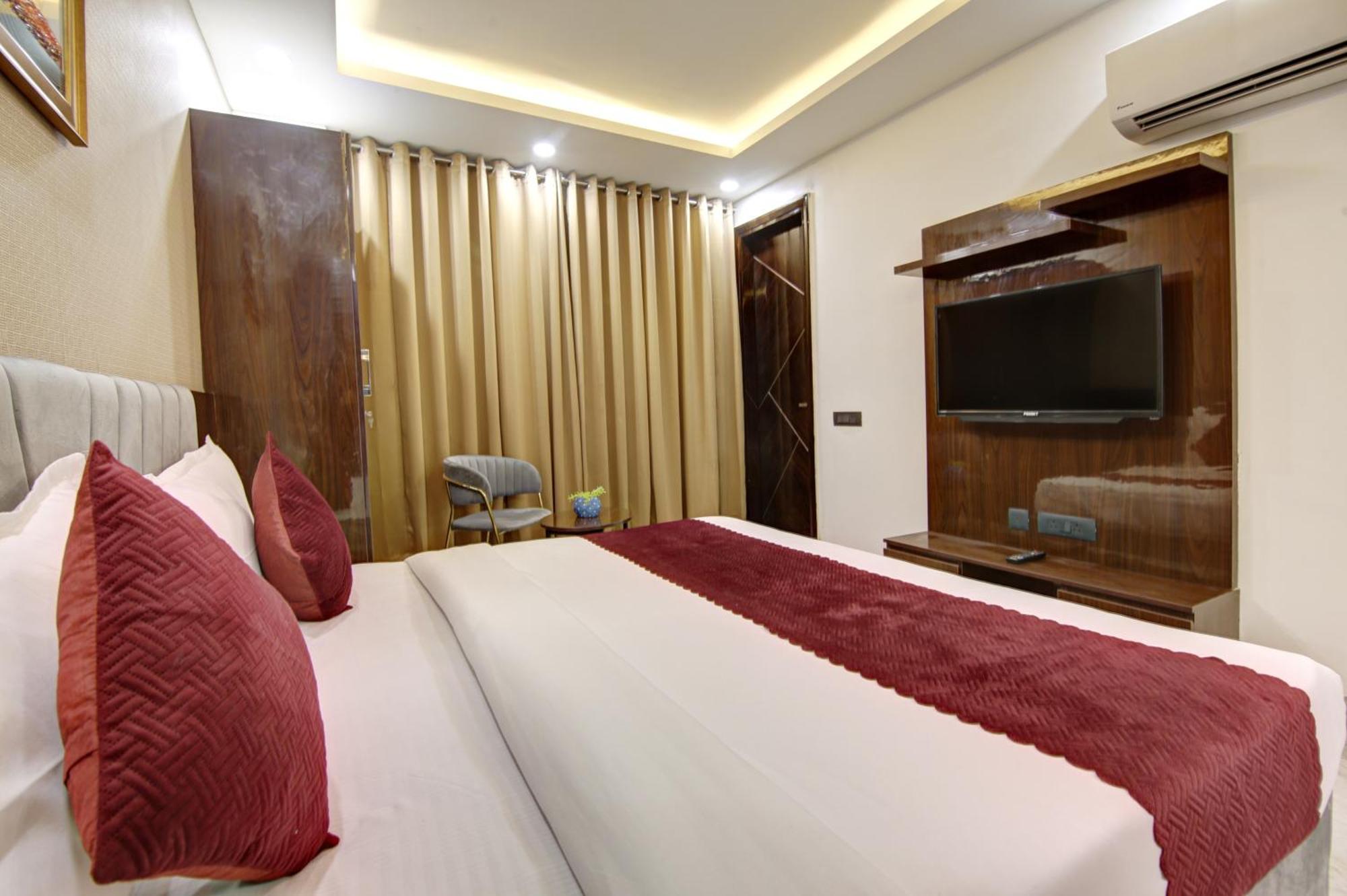 Limewood Stay - Millennium Huda City Center Gurgaon Luaran gambar