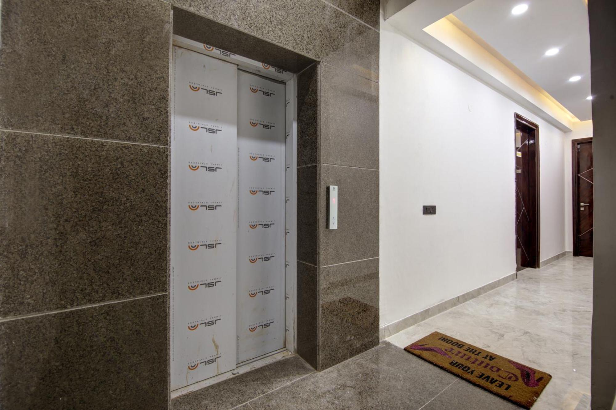 Limewood Stay - Millennium Huda City Center Gurgaon Luaran gambar