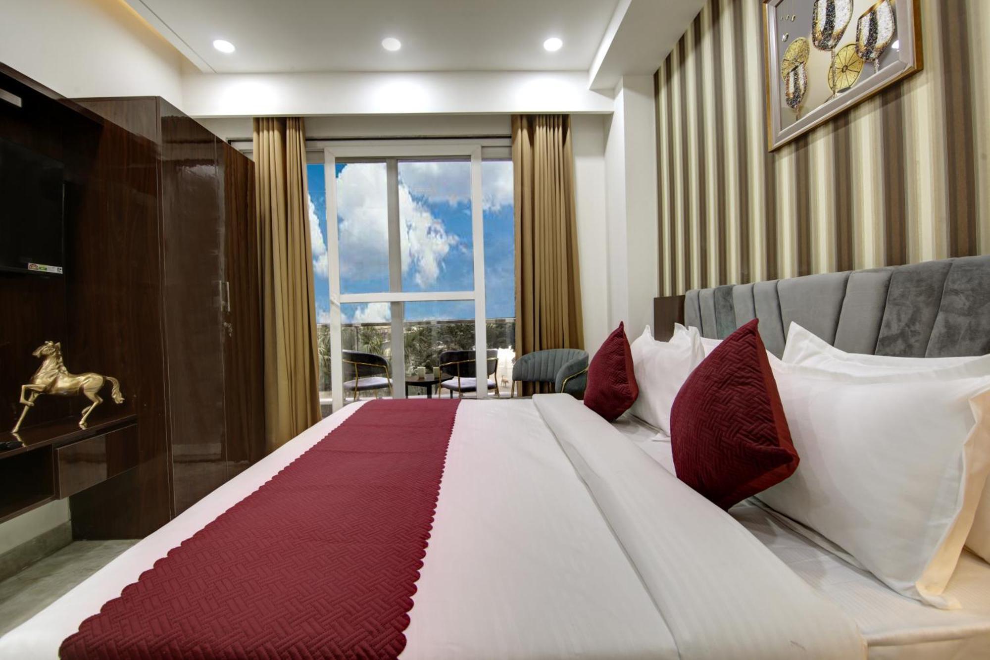 Limewood Stay - Millennium Huda City Center Gurgaon Luaran gambar